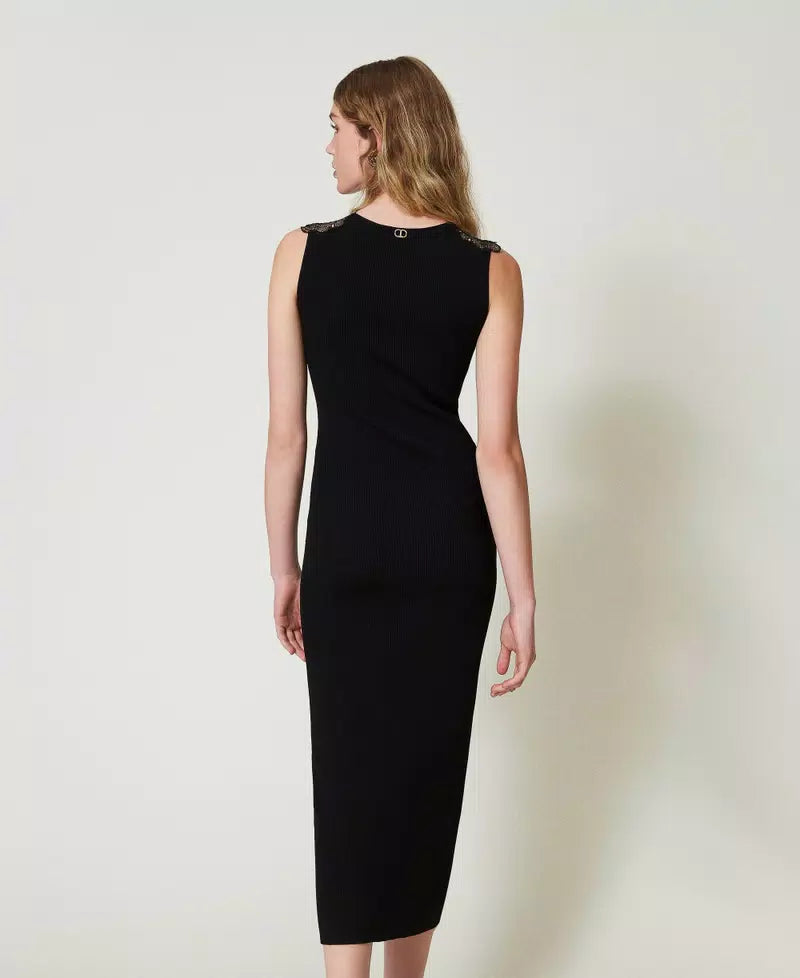 Vestido de punto con encaje
