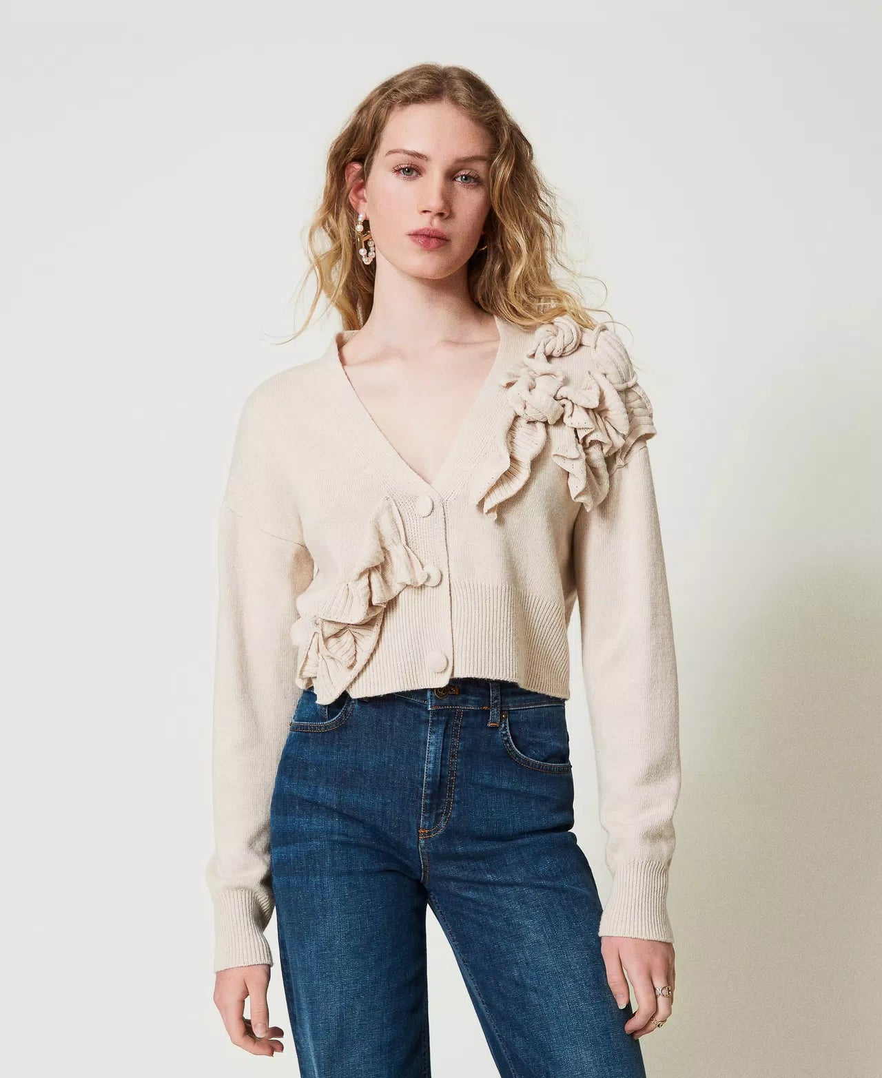 Cardigan with ruffles