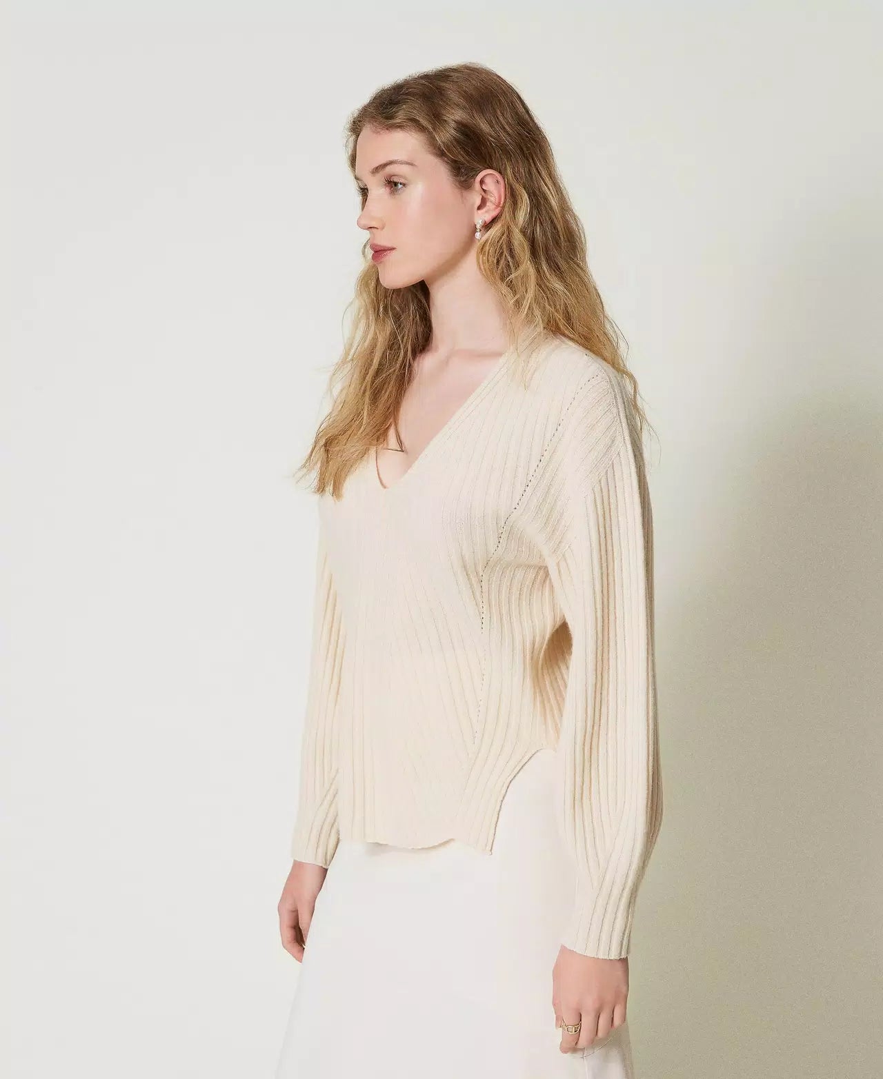 Wool and cashmere ribbed jumper