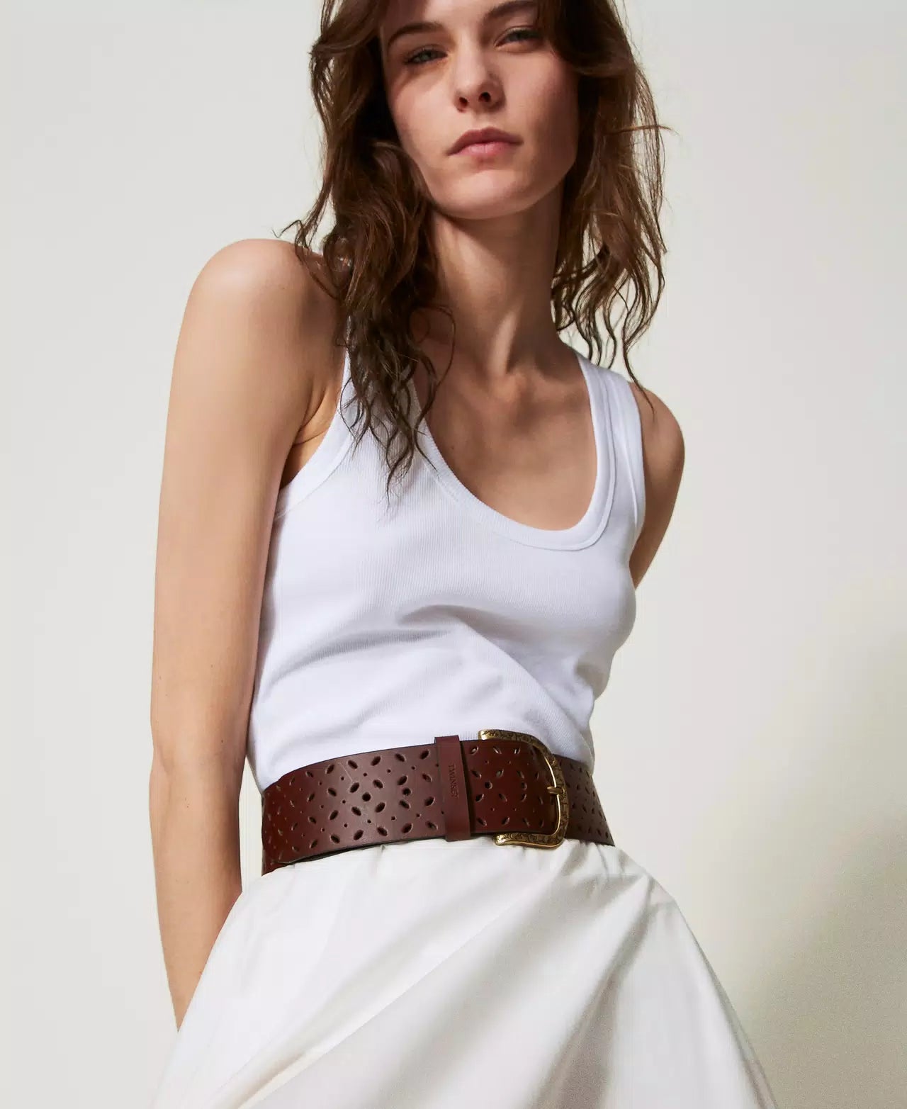 Openwork leather belt