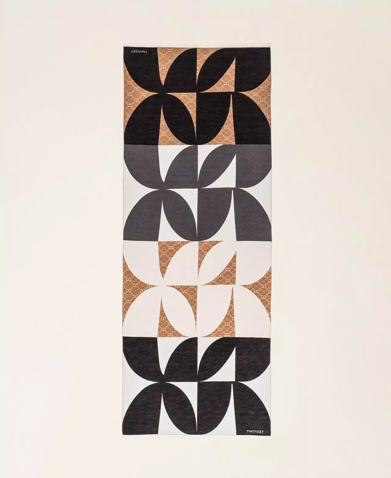 Jacquard wool cloth stole