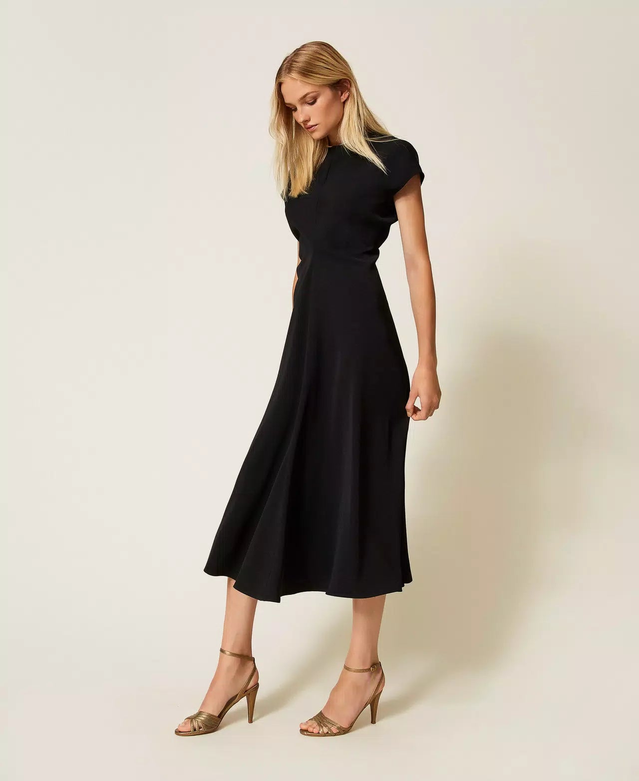 Midi dress with draping