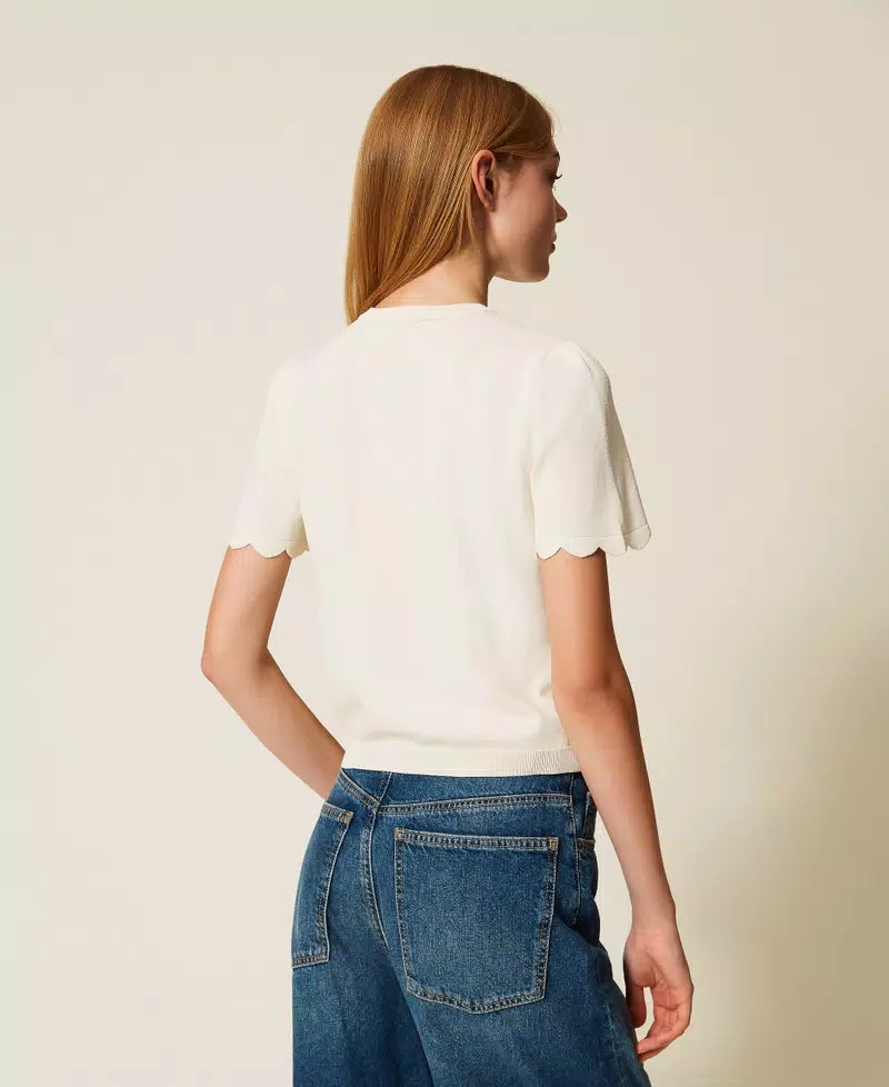 Scalloped sweater with Oval T buttons