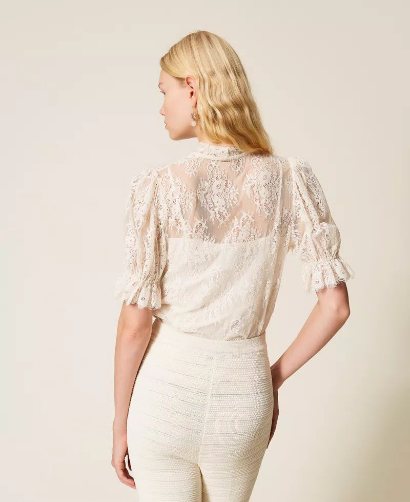White lace shirt with bow