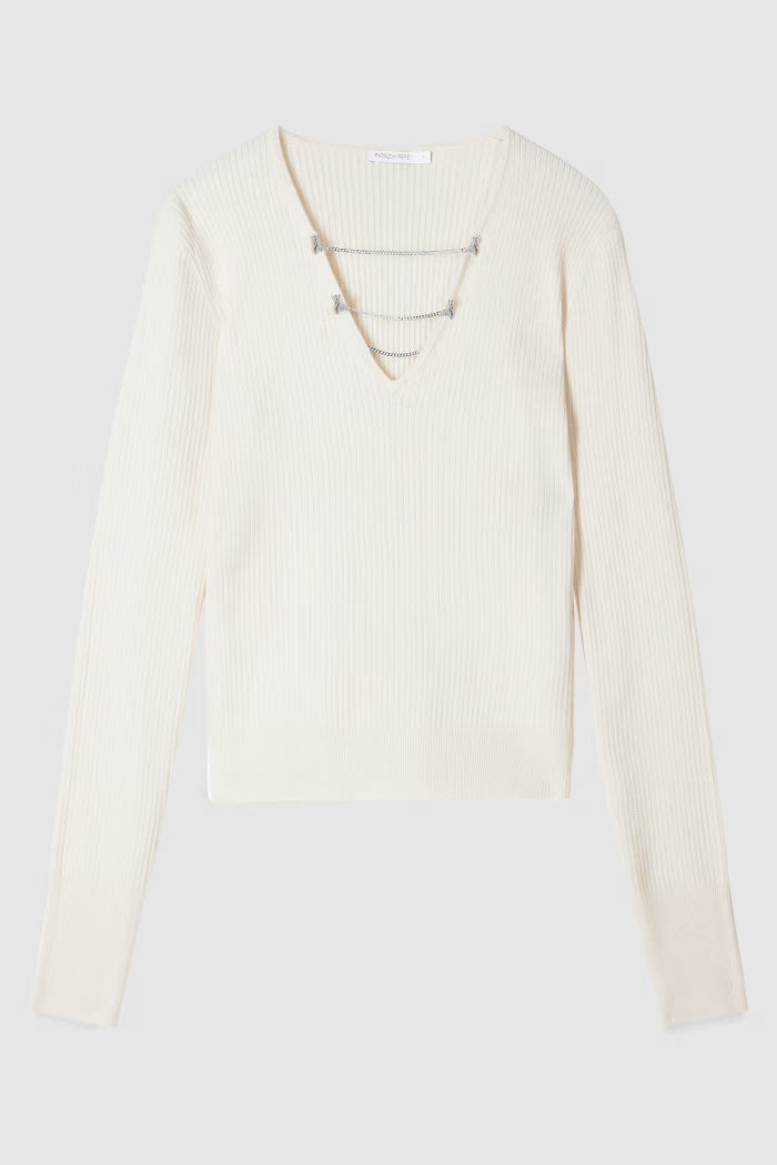 Fitted sweater with chains