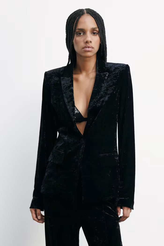 "ESSENTIAL" velvet blazer