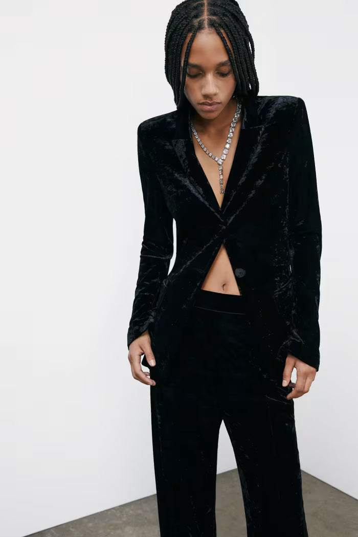 "ESSENTIAL" velvet blazer
