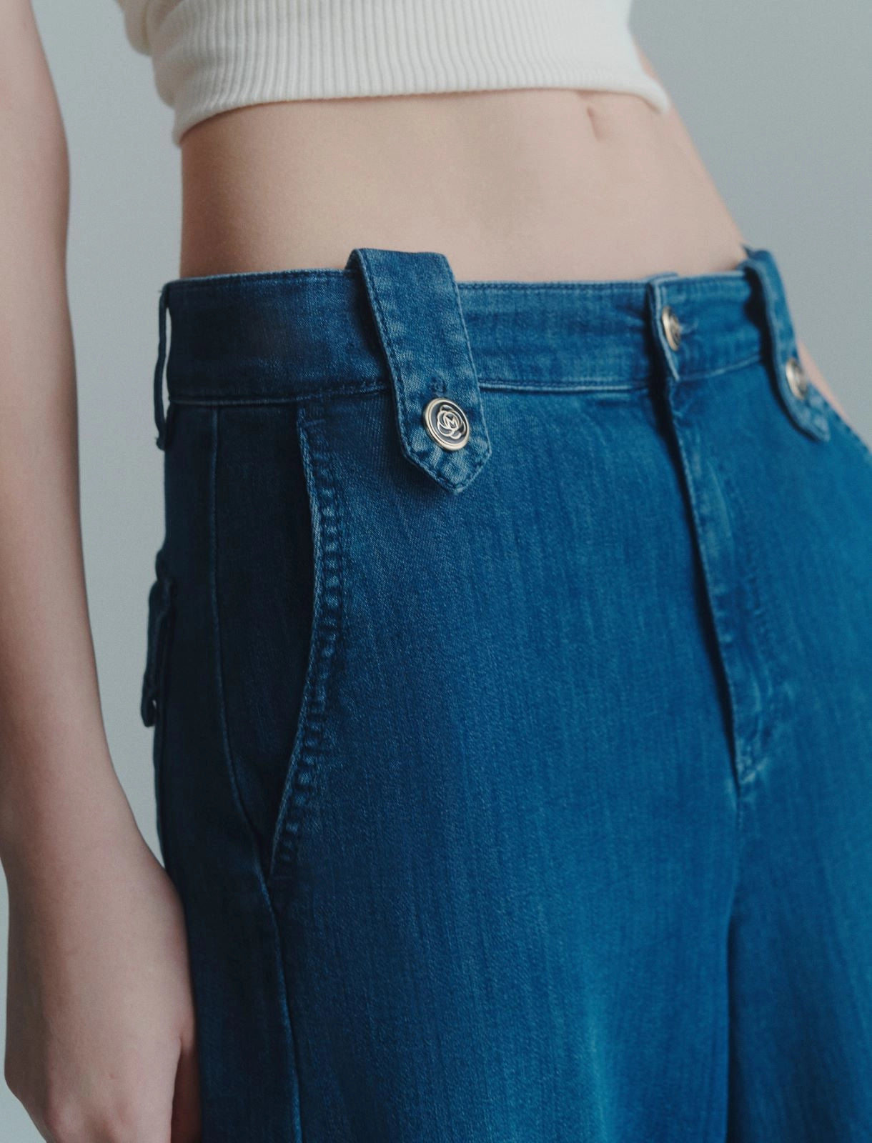 Wide-leg palazzo jeans