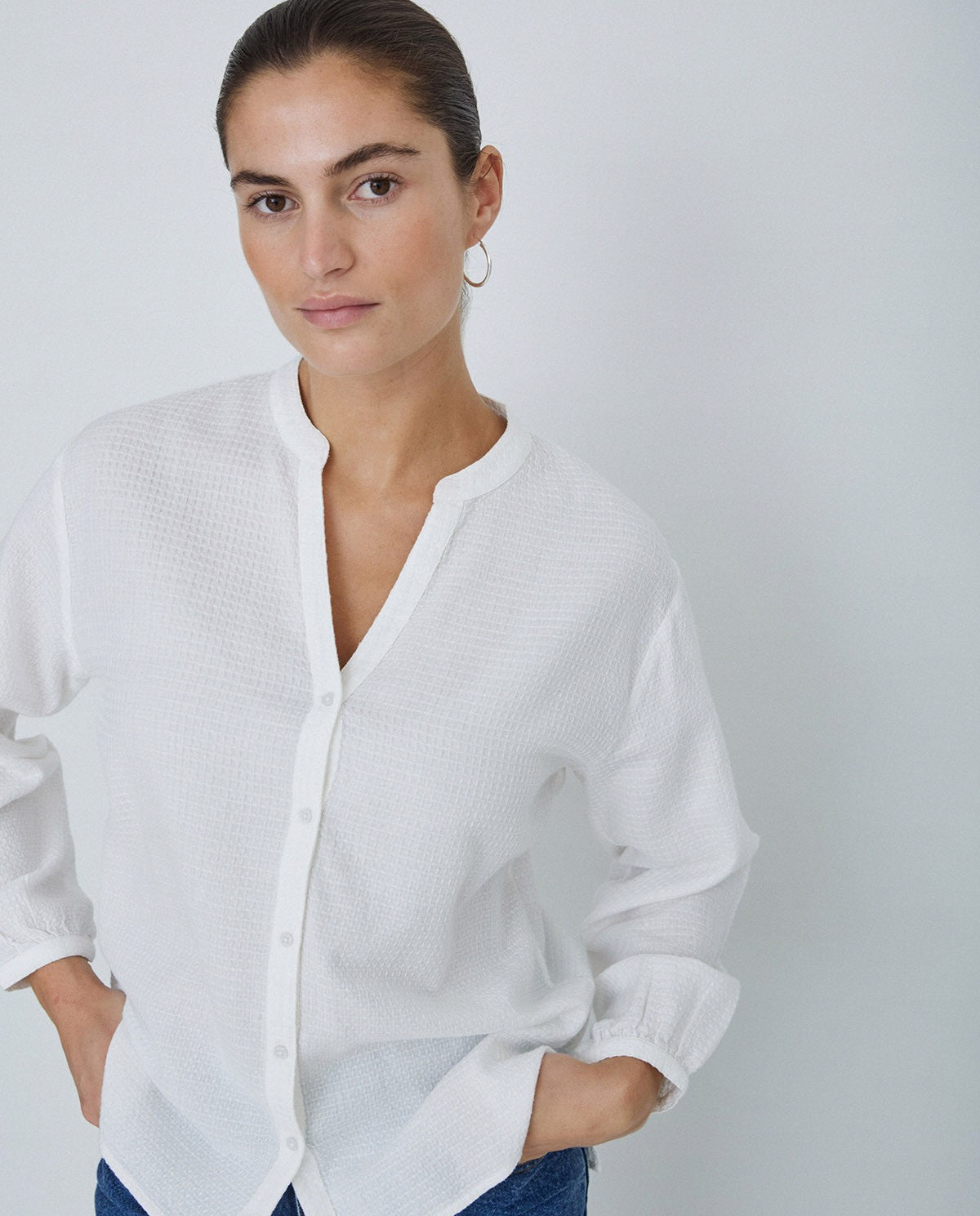 Camisa de algodón texturizada fluida blanca