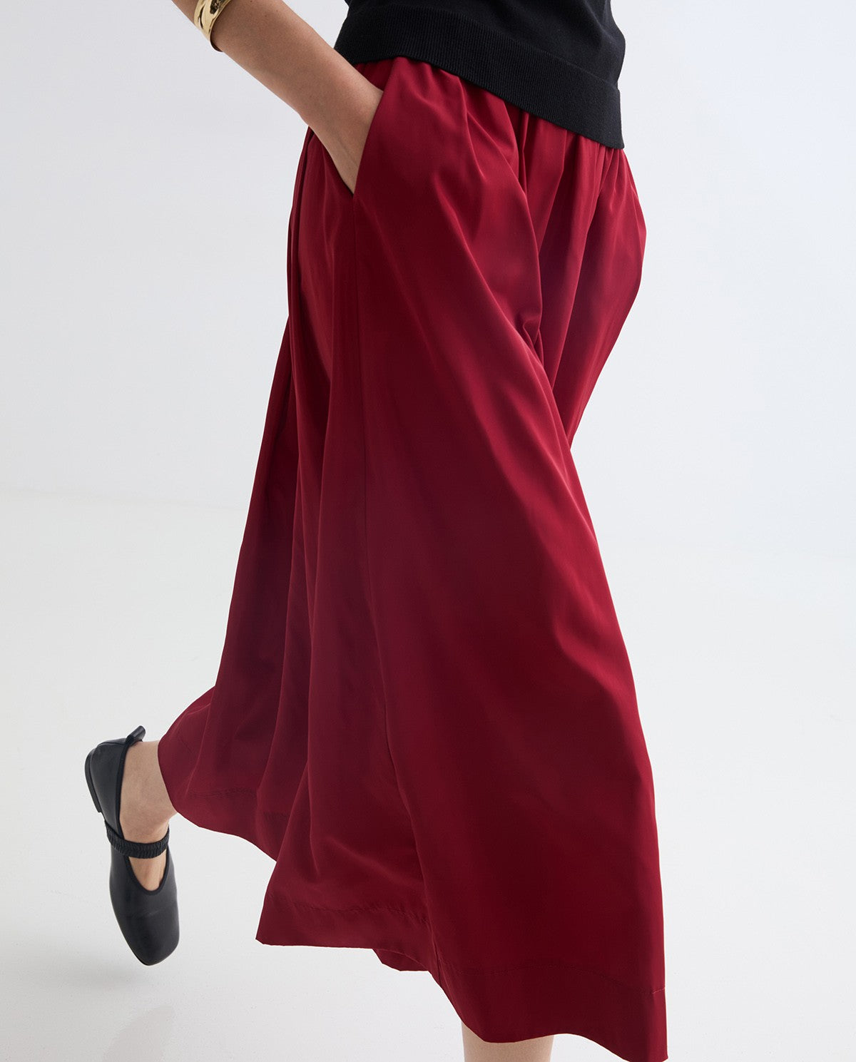 Dark-red sateen midi skirt