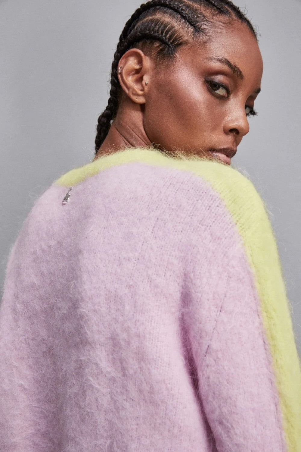 Constrasted alpaca sweater