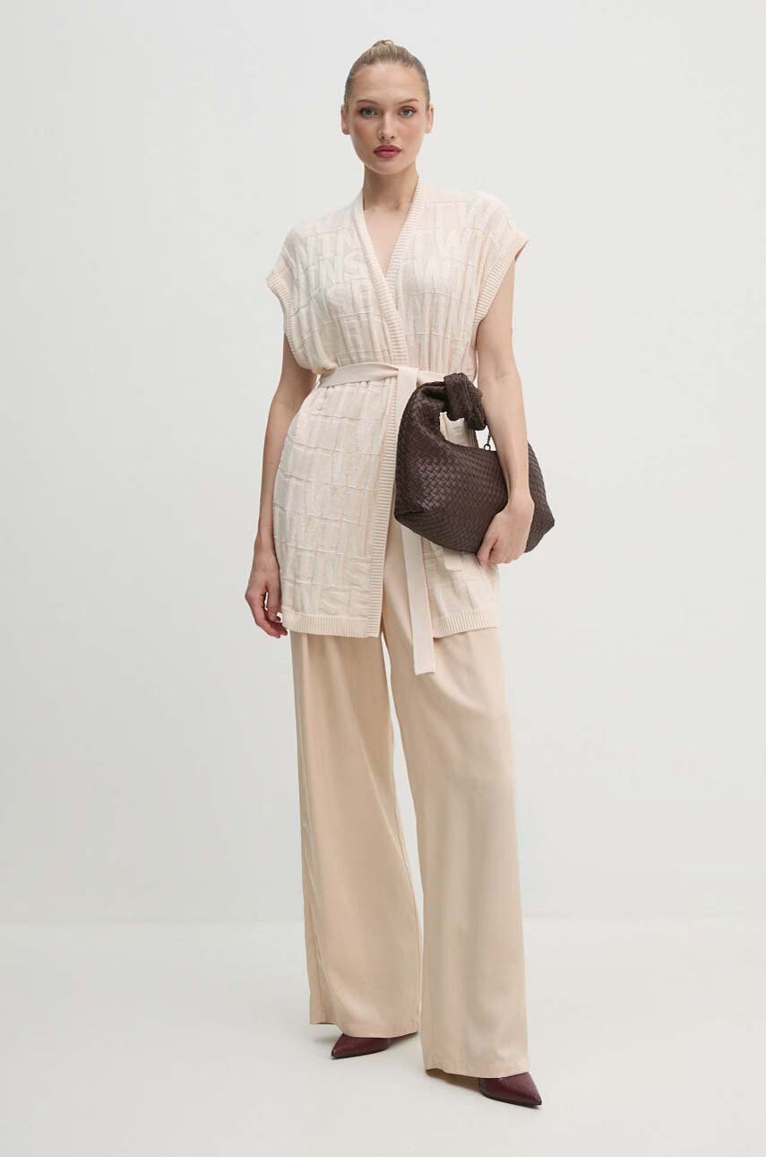 Textured sleeveless cardigan