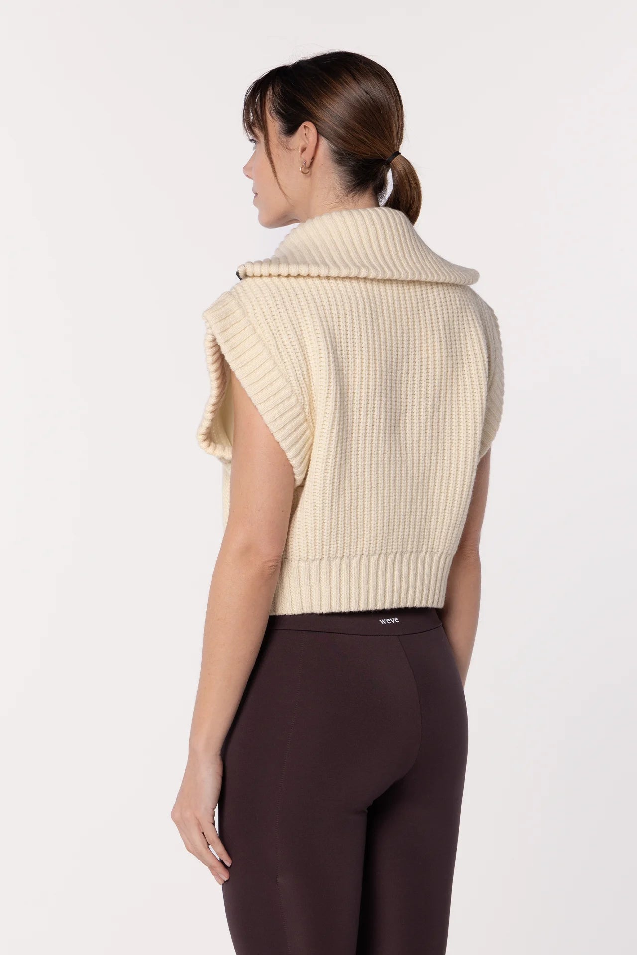 Hazelnut vest