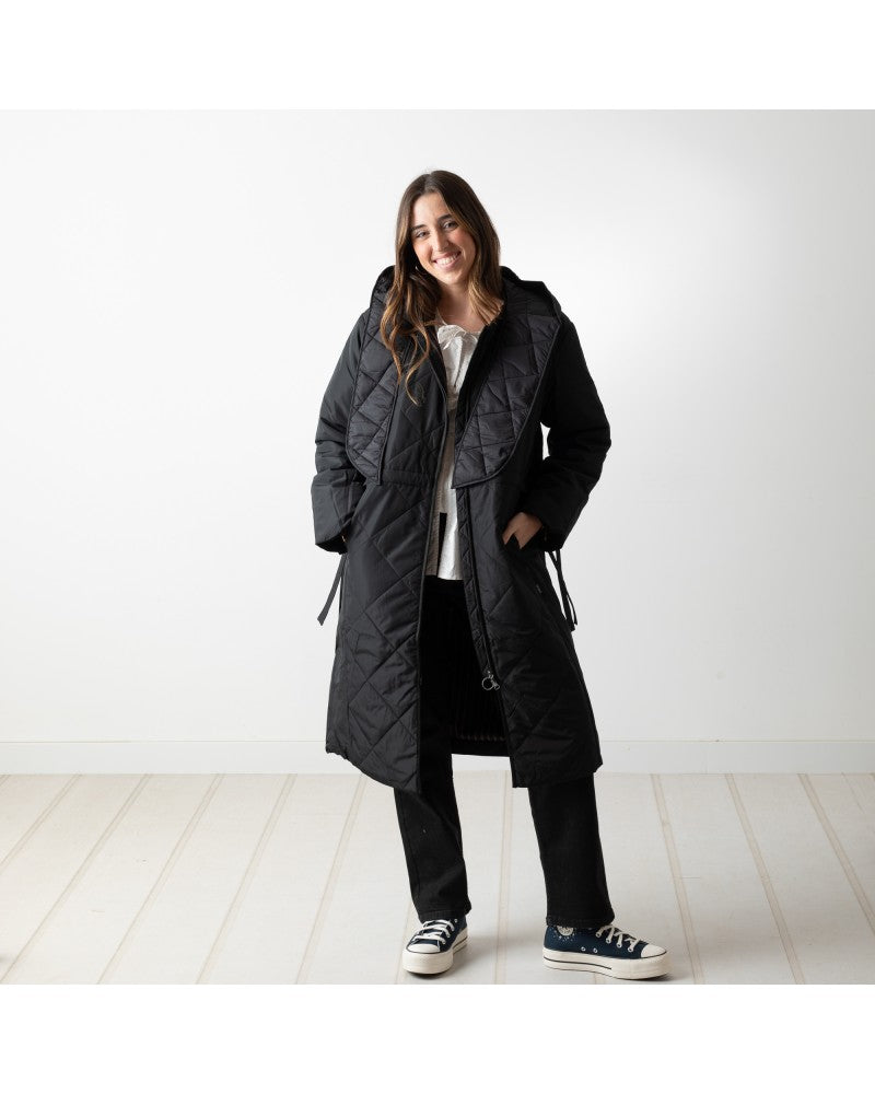 Water-repellent padded jacket